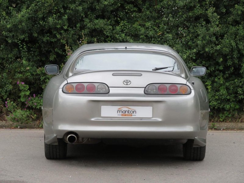 TOYOTA SUPRA