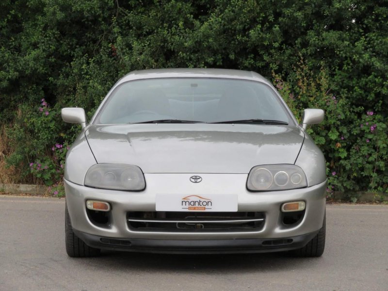 TOYOTA SUPRA