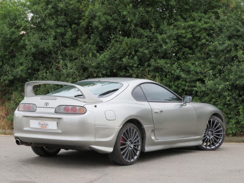 TOYOTA SUPRA