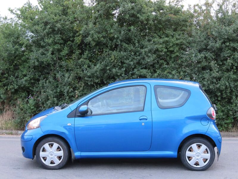 TOYOTA AYGO