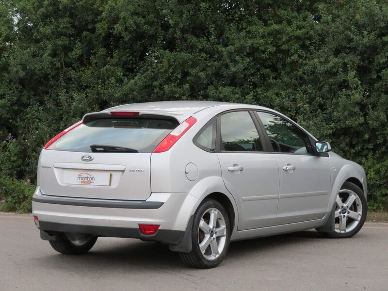 FORD FOCUS