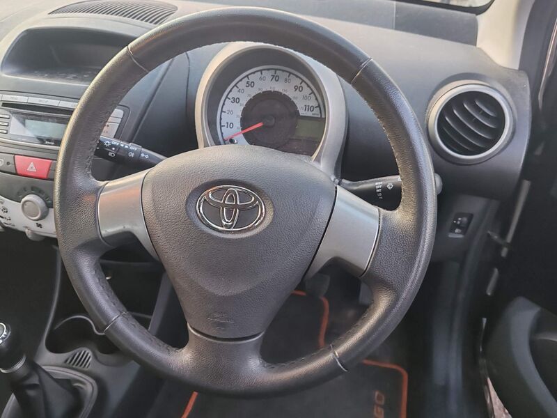 TOYOTA AYGO