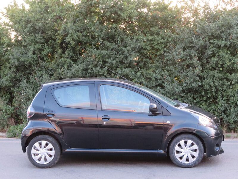 TOYOTA AYGO