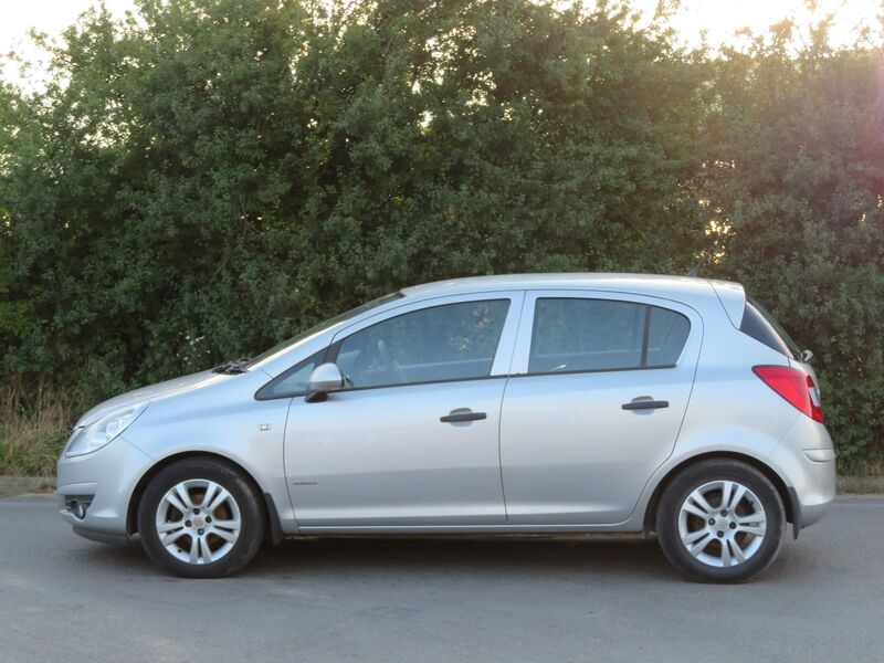 VAUXHALL CORSA
