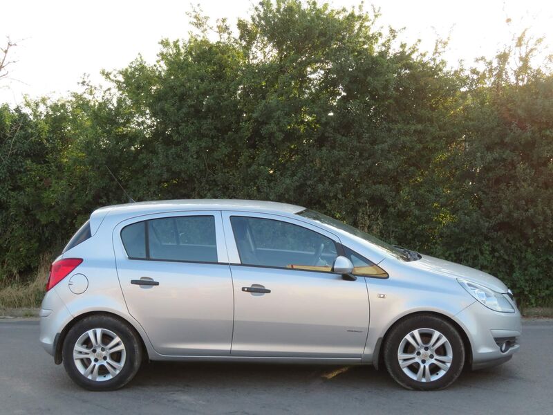 VAUXHALL CORSA