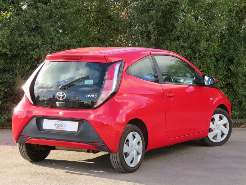 TOYOTA AYGO