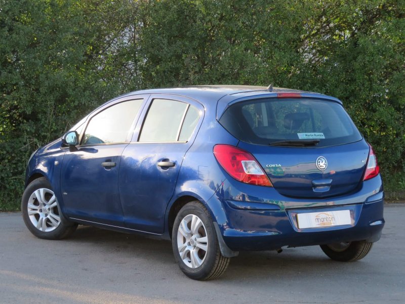 VAUXHALL CORSA