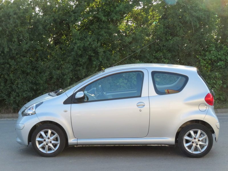 TOYOTA AYGO