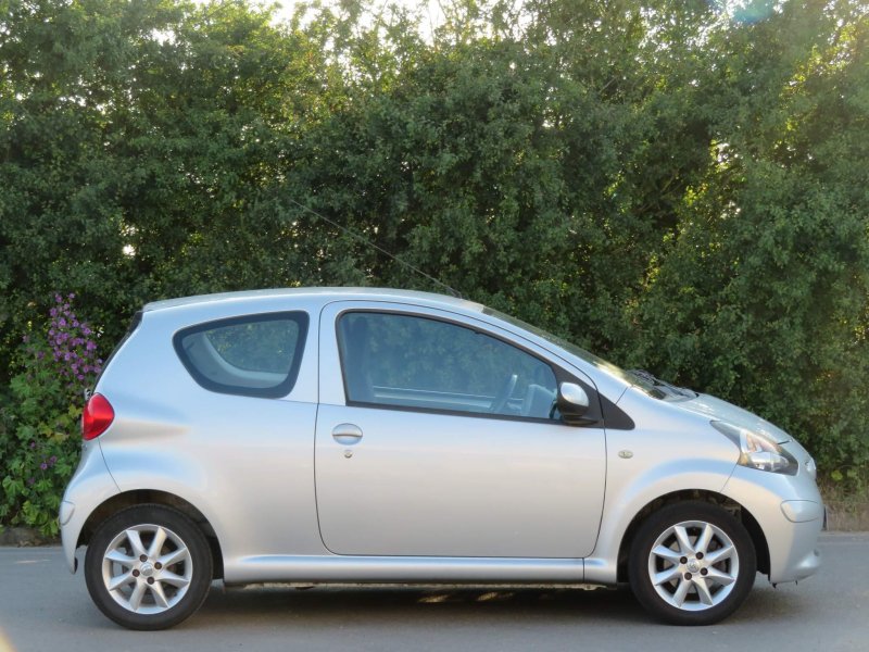 TOYOTA AYGO