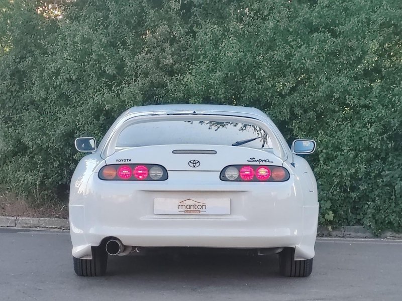TOYOTA SUPRA