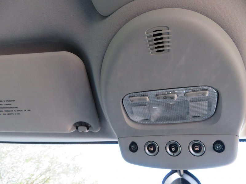 PEUGEOT 807