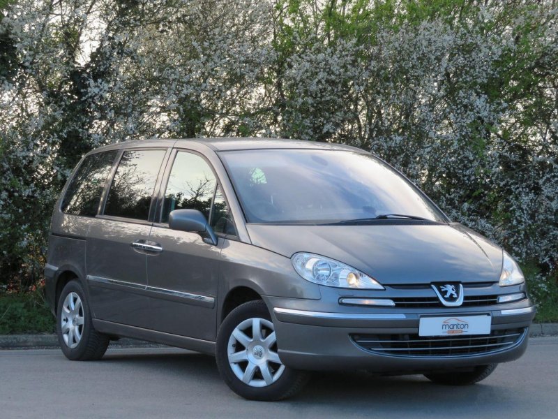 PEUGEOT 807