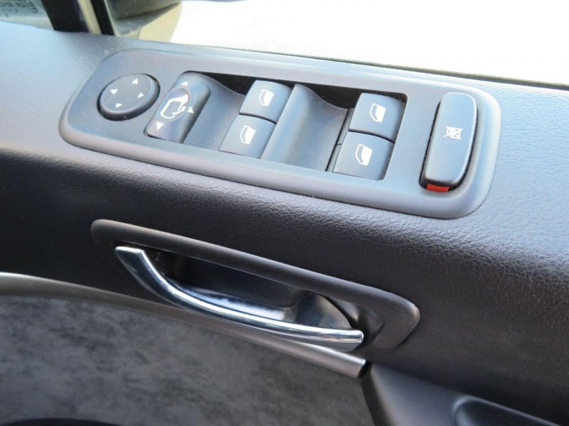 PEUGEOT 807