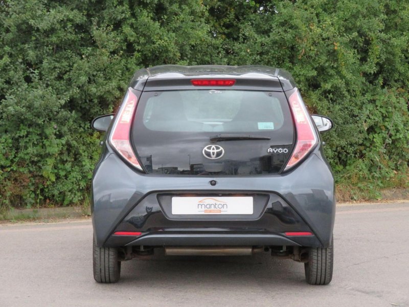 TOYOTA AYGO