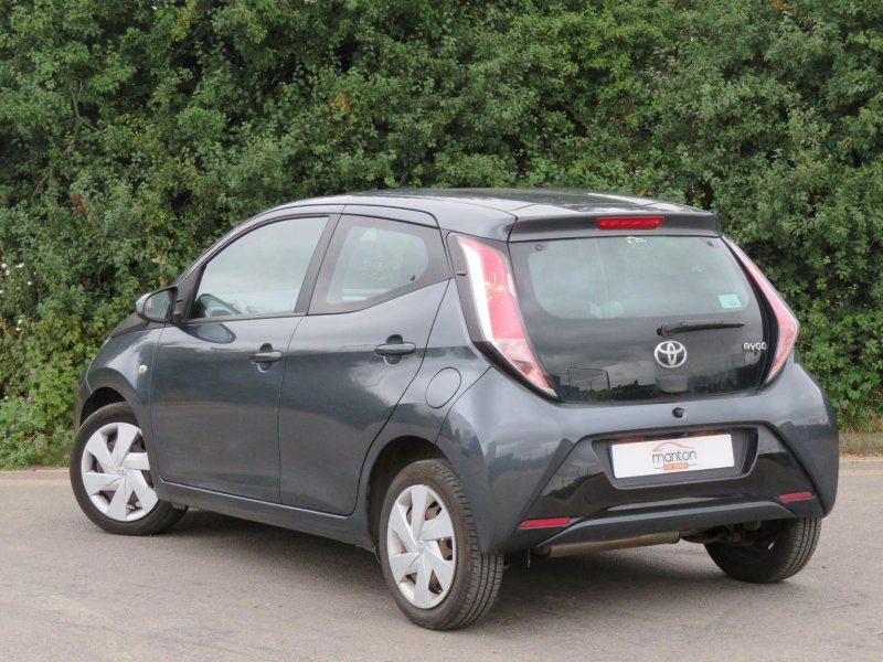 TOYOTA AYGO