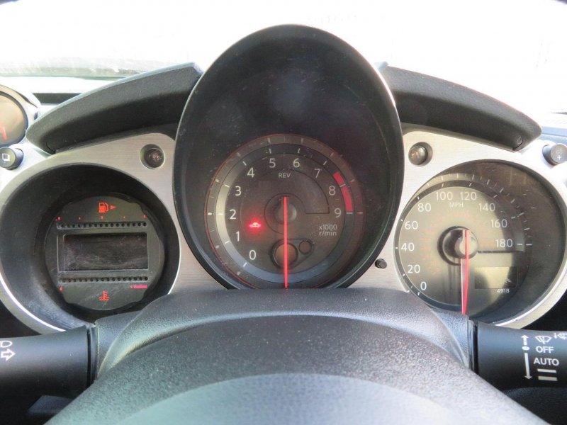 NISSAN 370Z
