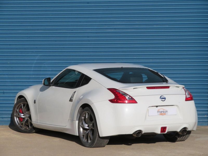 NISSAN 370Z