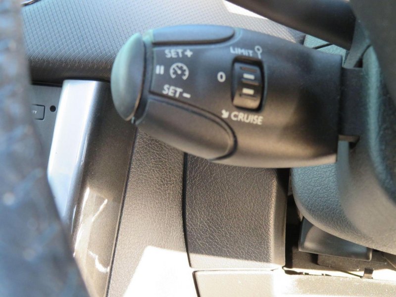 PEUGEOT 207 CC