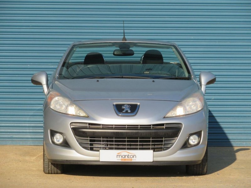 View PEUGEOT 207 CC 1.6 VTi GT Tiptronic Euro 5 2dr