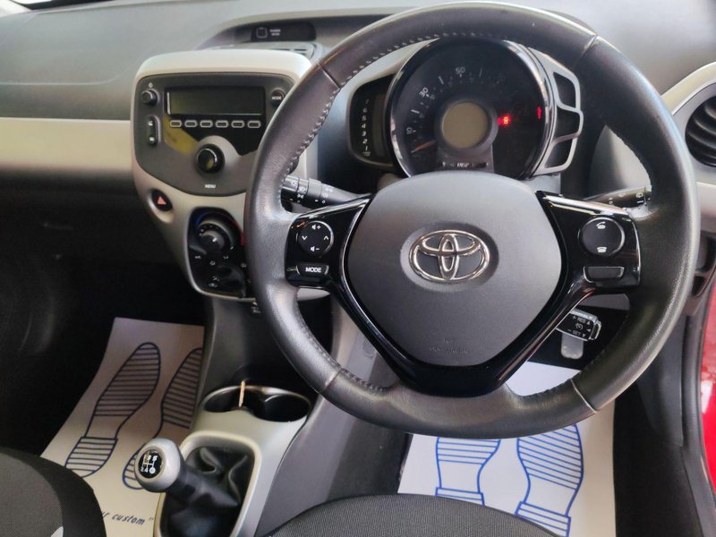 TOYOTA AYGO