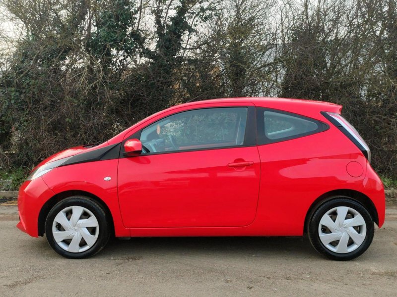 TOYOTA AYGO