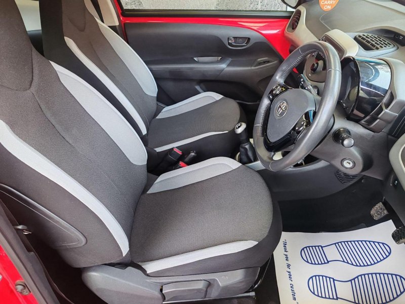 TOYOTA AYGO