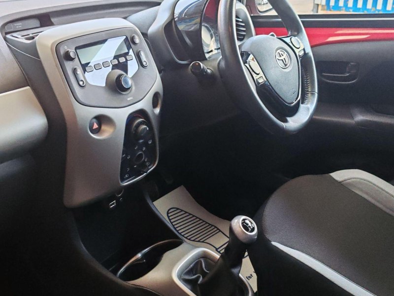 TOYOTA AYGO