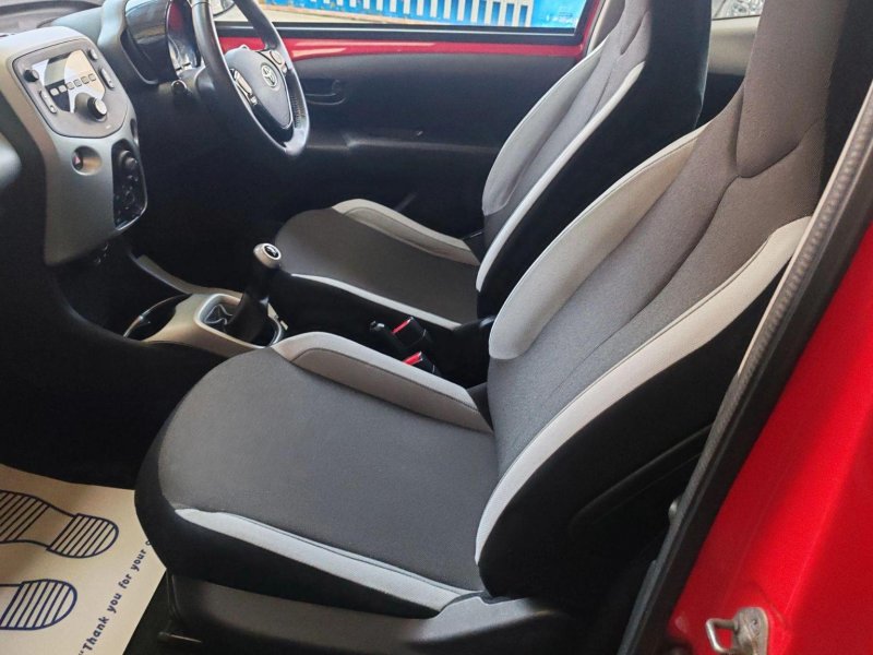 TOYOTA AYGO