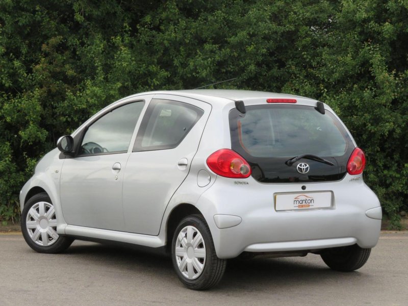 TOYOTA AYGO