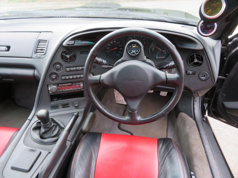 TOYOTA SUPRA