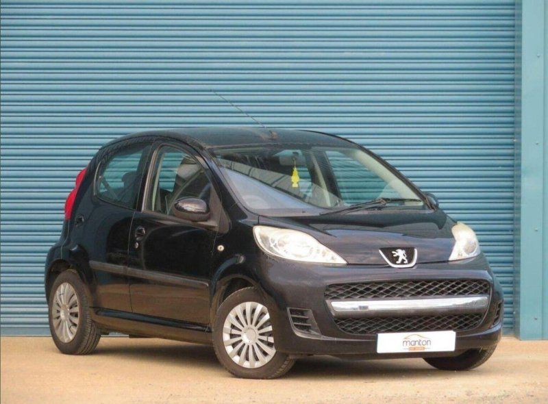View PEUGEOT 107 1.0 12V Urban 2 Tronic Euro 5 5dr