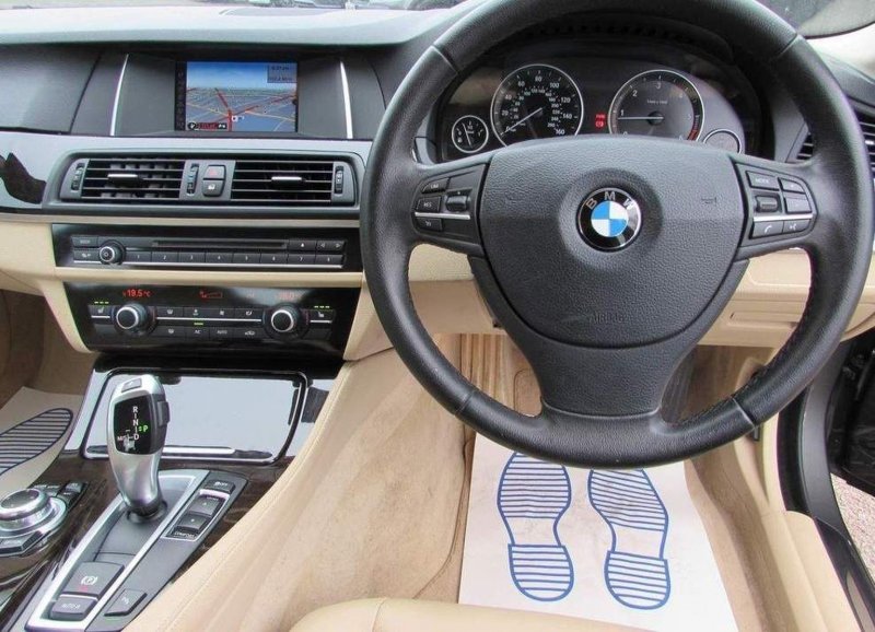 BMW 5 SERIES