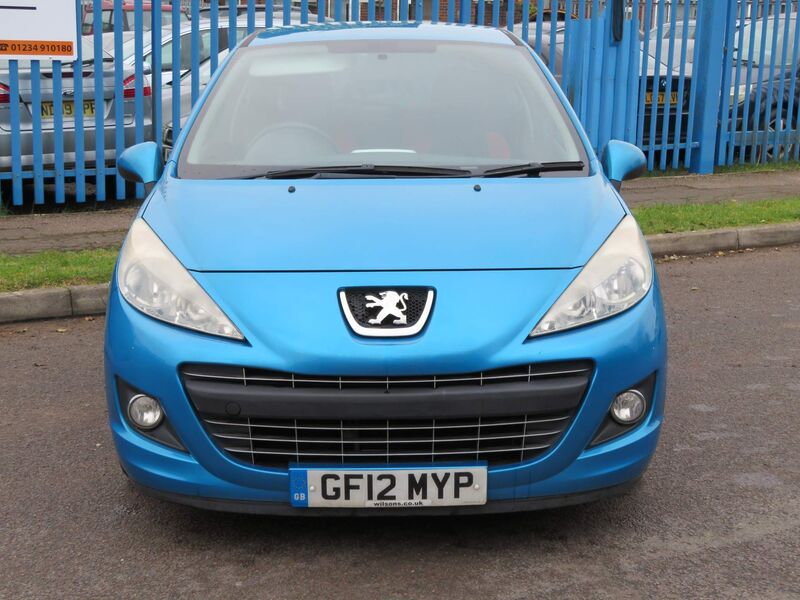 PEUGEOT 207