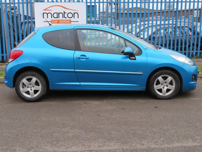 PEUGEOT 207