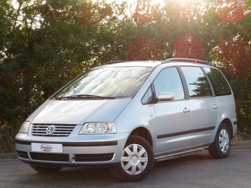 VOLKSWAGEN SHARAN